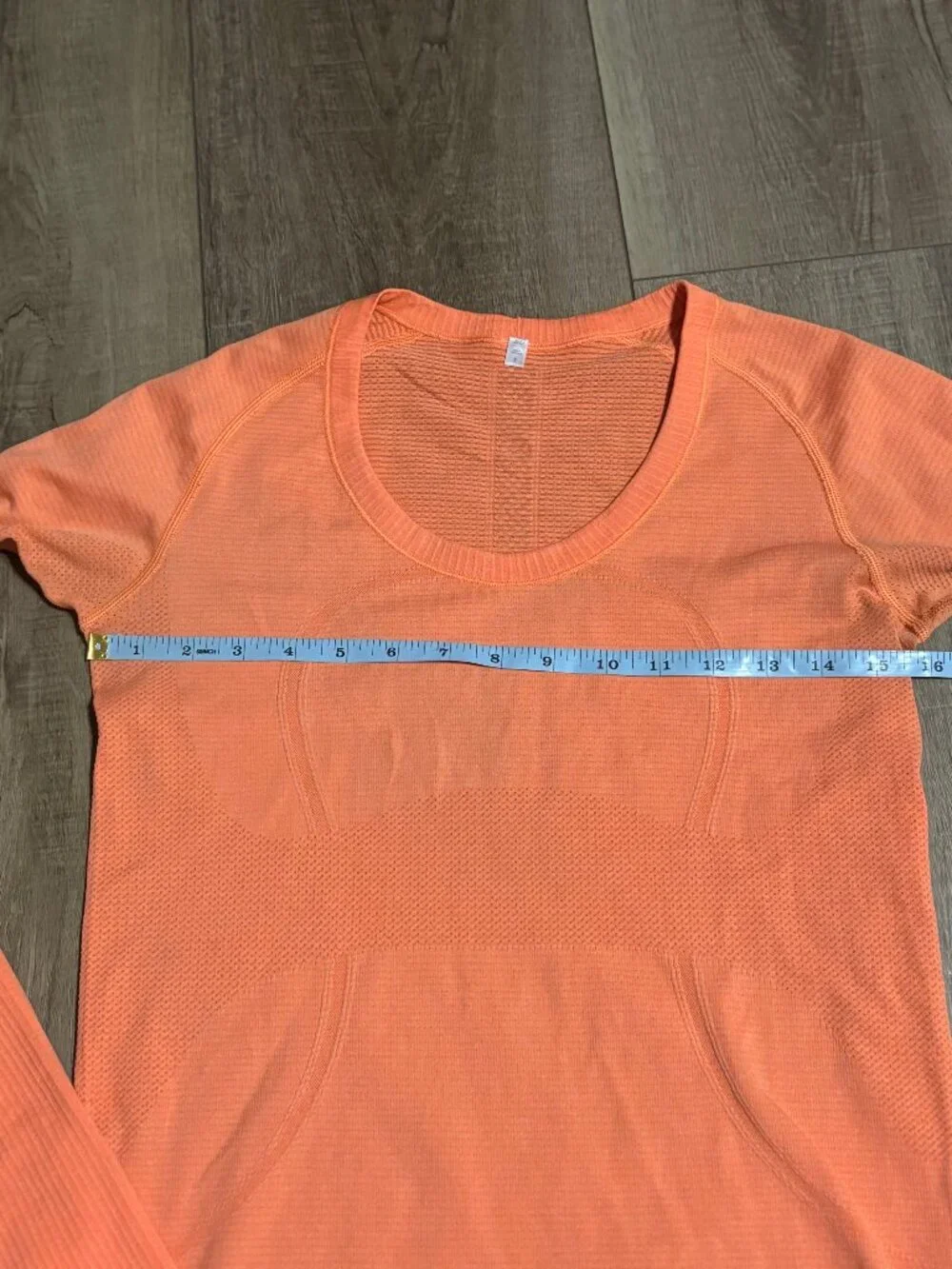LULULEMON Swiftly Tech Long Sleeve Size 8